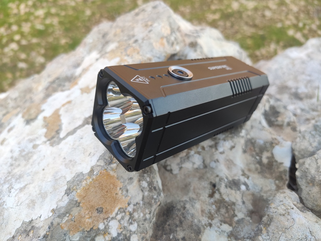 سوبر فاير SUPERFIRE M12