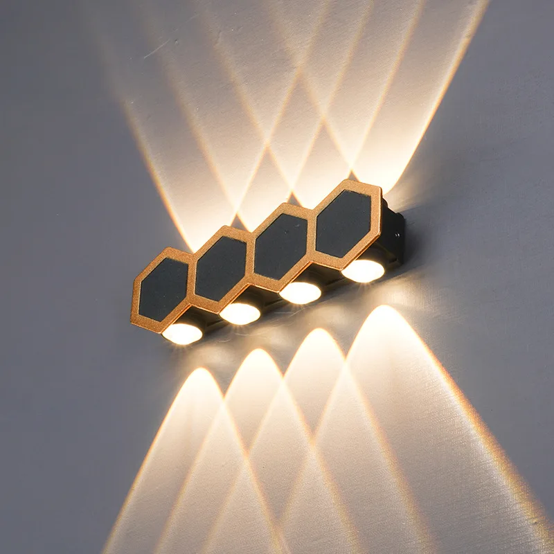 اب داون خلية اسود+ذهبي SEPSAN IP65 3K 8W 8340845 