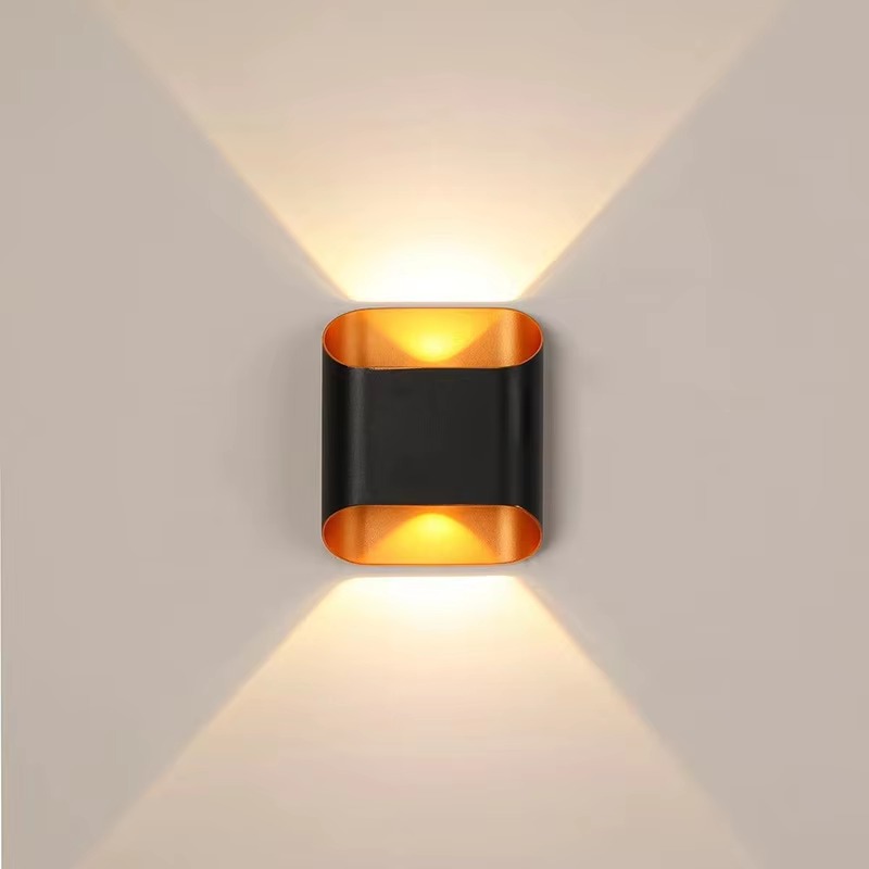 اب داون عيون اسود+ذهبي SEPSAN IP65 3K 2W 8310245 